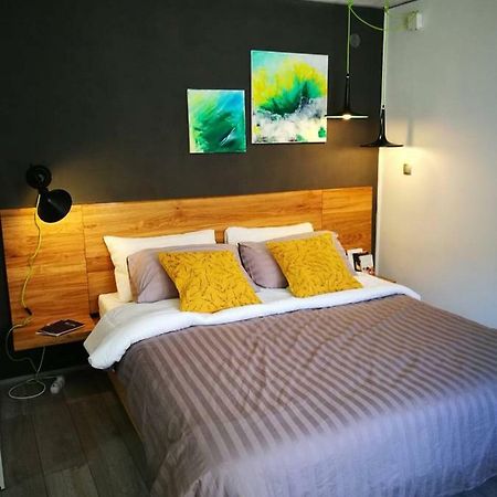 Cres Art Studio Lime Apartment Екстер'єр фото